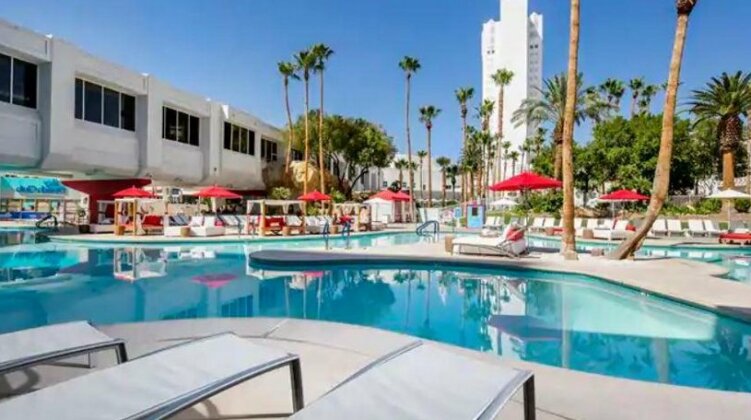 Tropicana Las Vegas a DoubleTree by Hilton Hotel and Resort&nbsp;- Photo2