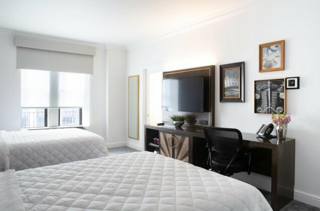 Martinique New York on Broadway Curio Collection by Hilton&nbsp;- Photo3