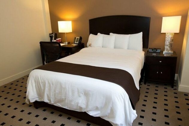 Martinique New York on Broadway Curio Collection by Hilton&nbsp;- Photo5