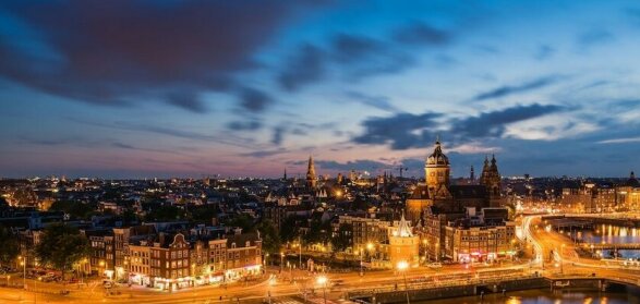 DoubleTree by Hilton Amsterdam Centraal Station