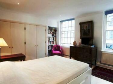 Veeve - Gillingham Street Apartment